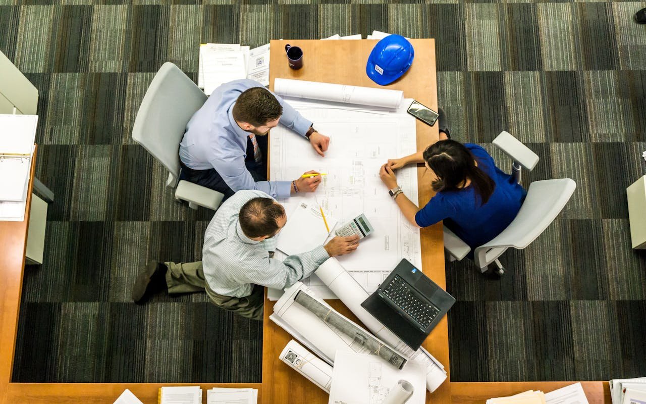 project manager discussing